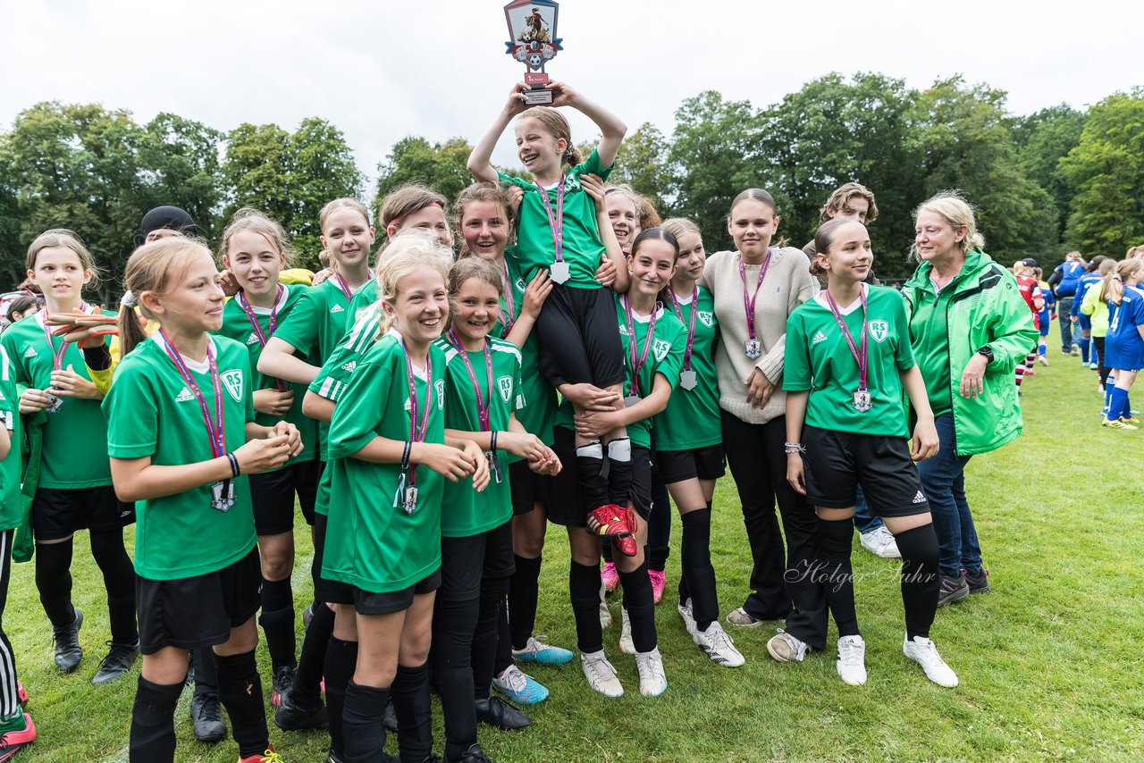 Bild 257 - Loewinnen Cup